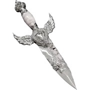Winged dagger